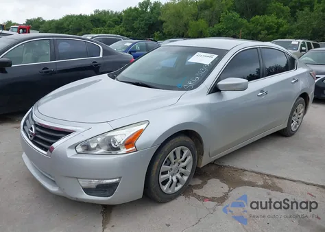 2014 Nissan Altima 2.5 z USA, uszkodzony, nr VIN 1N4AL3AP4EC323133